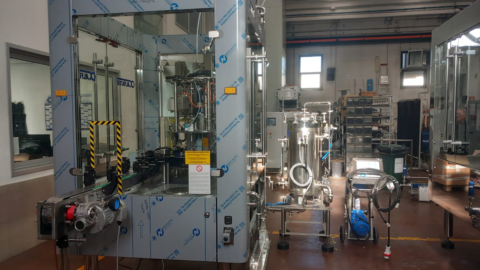 LC648 Linea riemp. ALFATEK usata X sapone liquido- 2000 in vendita - foto 14