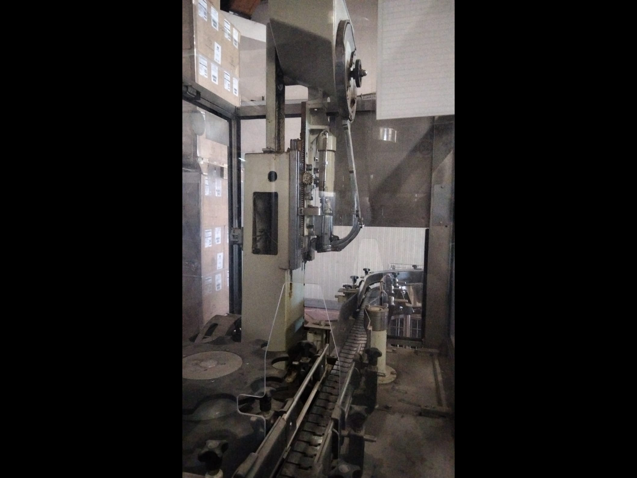 LC547 Linea di imbott. per vino fermo 2000 bph usata  in vendita - foto 6