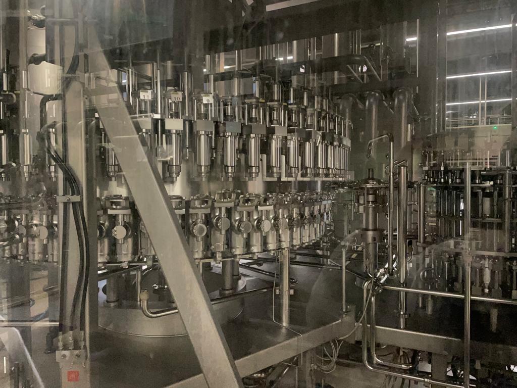 LC582 Linea riemp. usata Krones per CSD in PET – 22.000 in vendita - foto 5