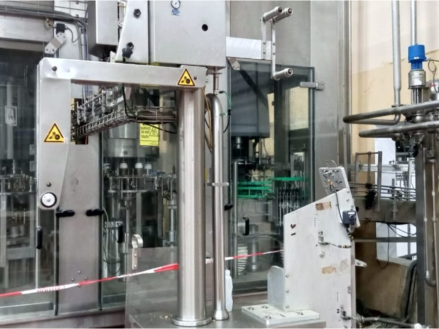 LC545 Linea di imbott. usata in HDPE per lattiero-cas. in vendita - foto 6
