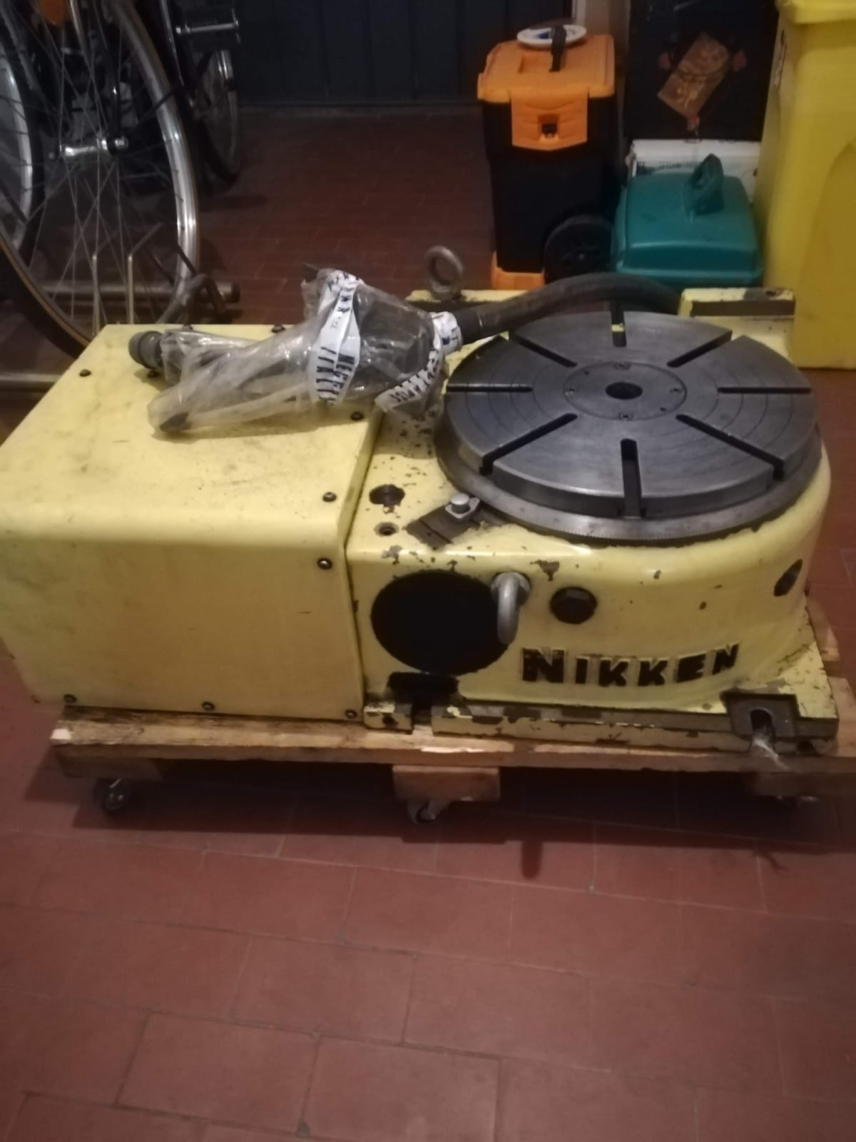 Attrezzatura meccanica in vendita