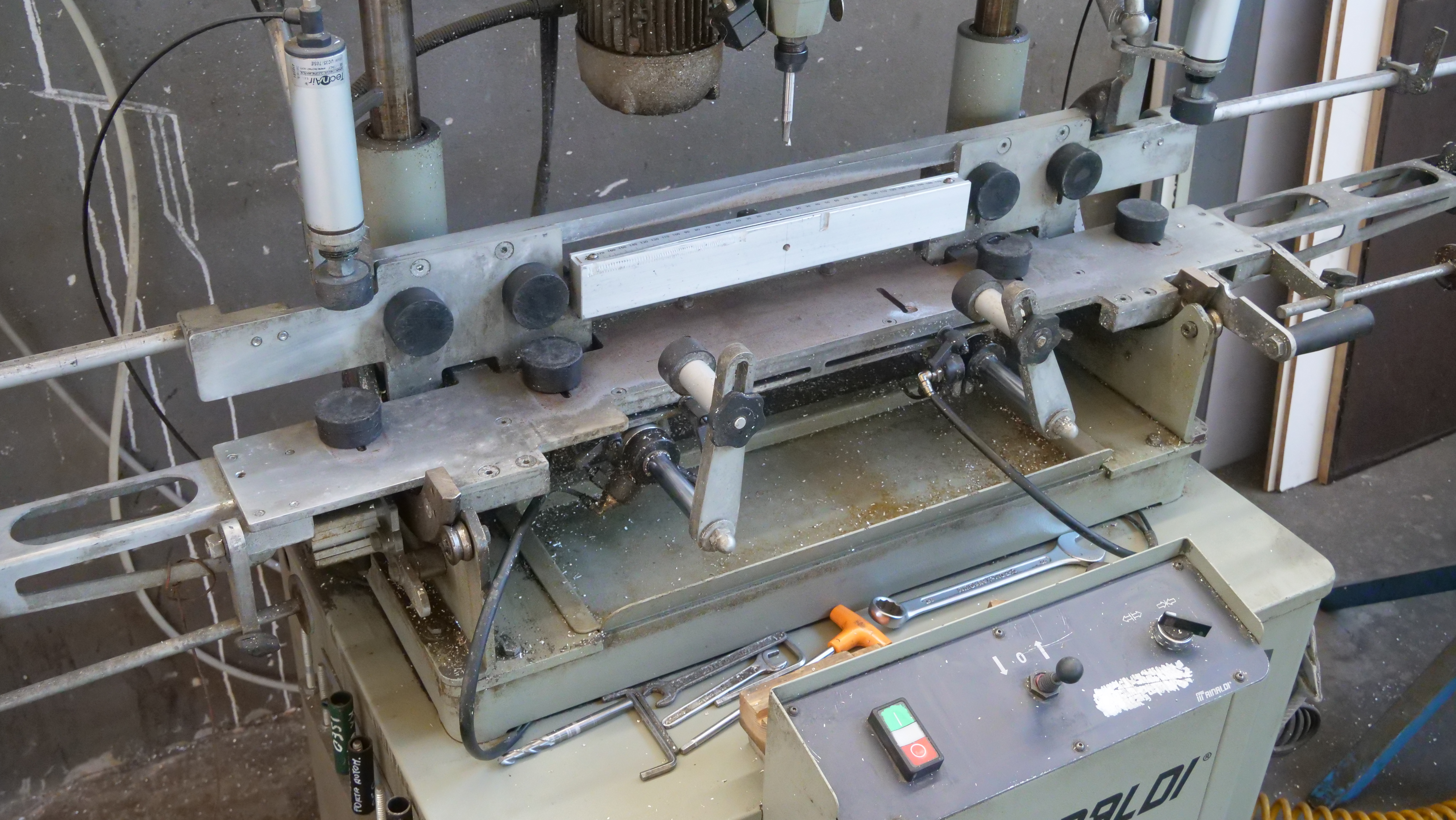 Macchine lavorazione alluminio in vendita - foto 3