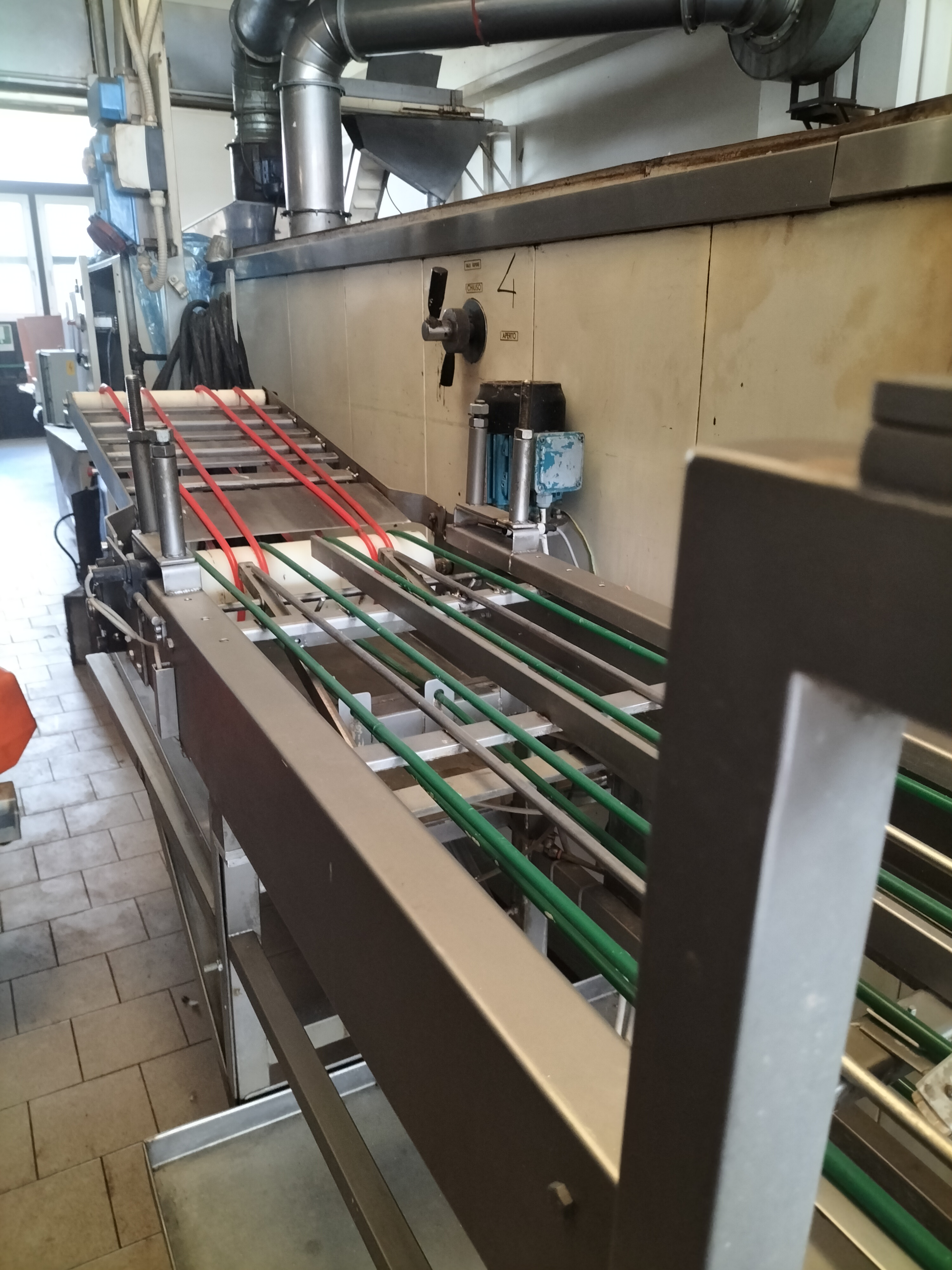 Colatrice automatica per impasto bi-colore in vendita - foto 4