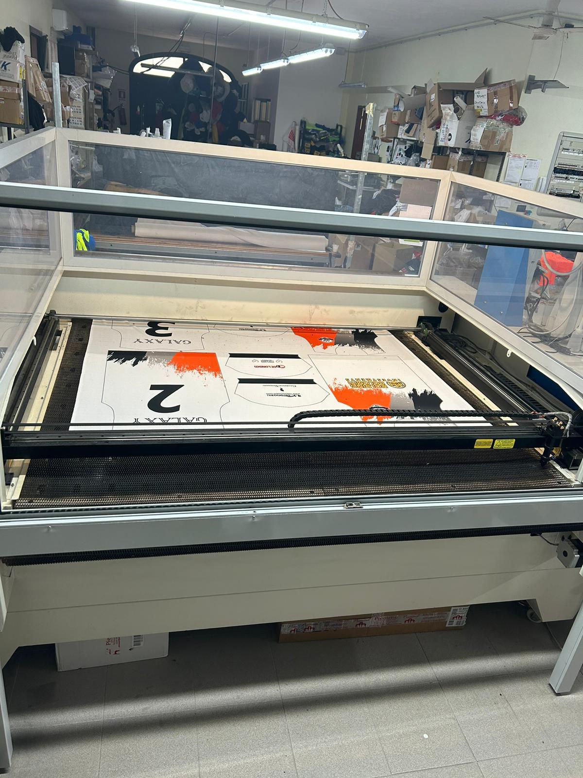 MACCHINA TAGLIO LASER LC-1812-AT-SCCD-120W  in vendita - foto 1
