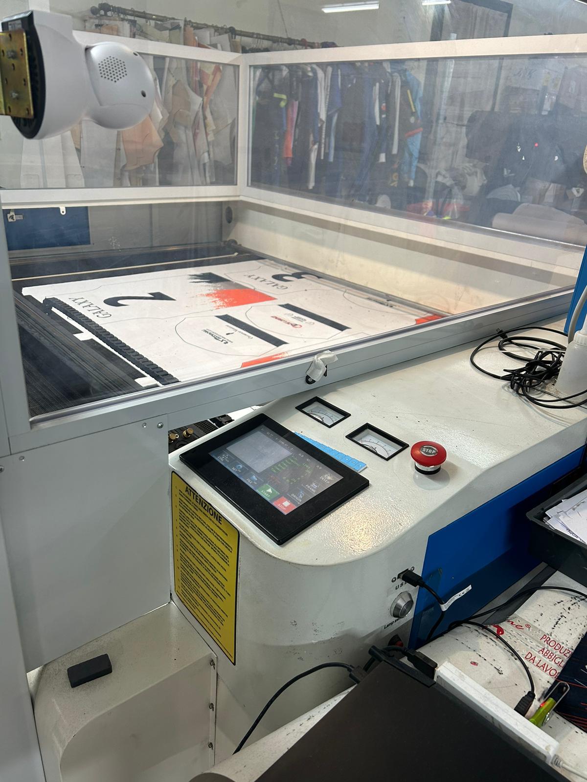 MACCHINA TAGLIO LASER LC-1812-AT-SCCD-120W  in vendita - foto 3