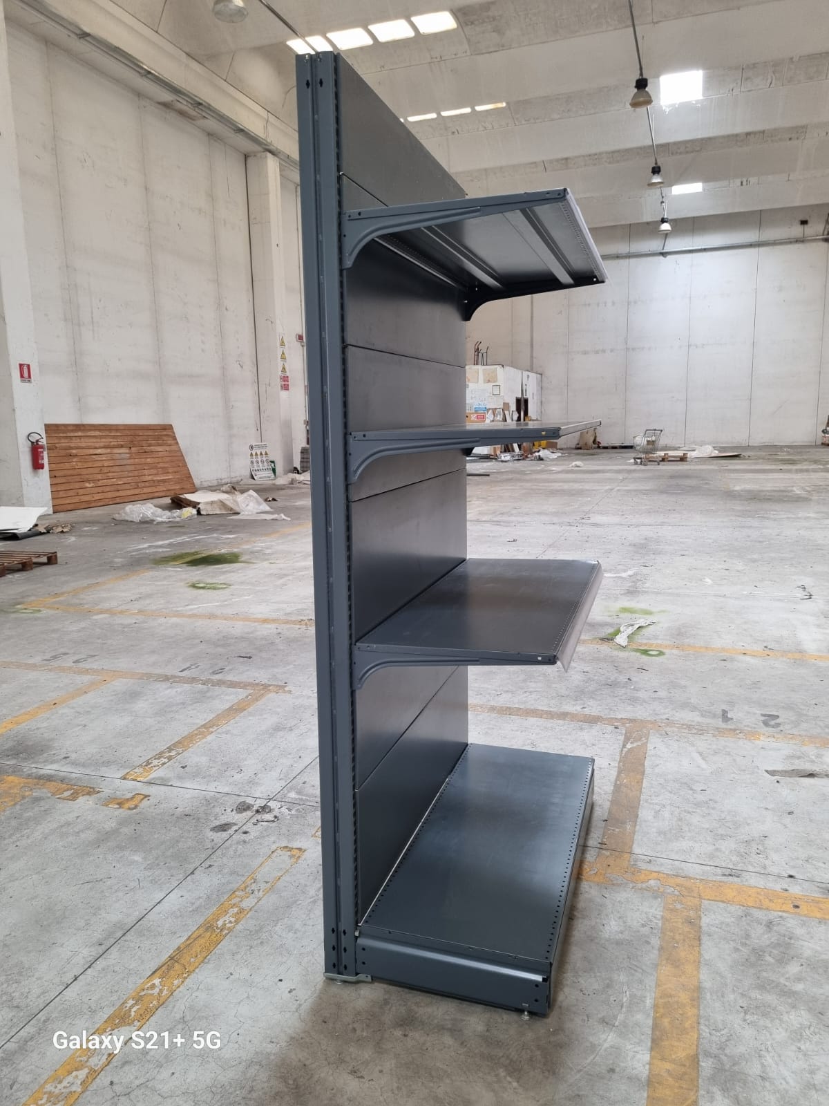 scaffali in ferro per gdo e similari in vendita - foto 4