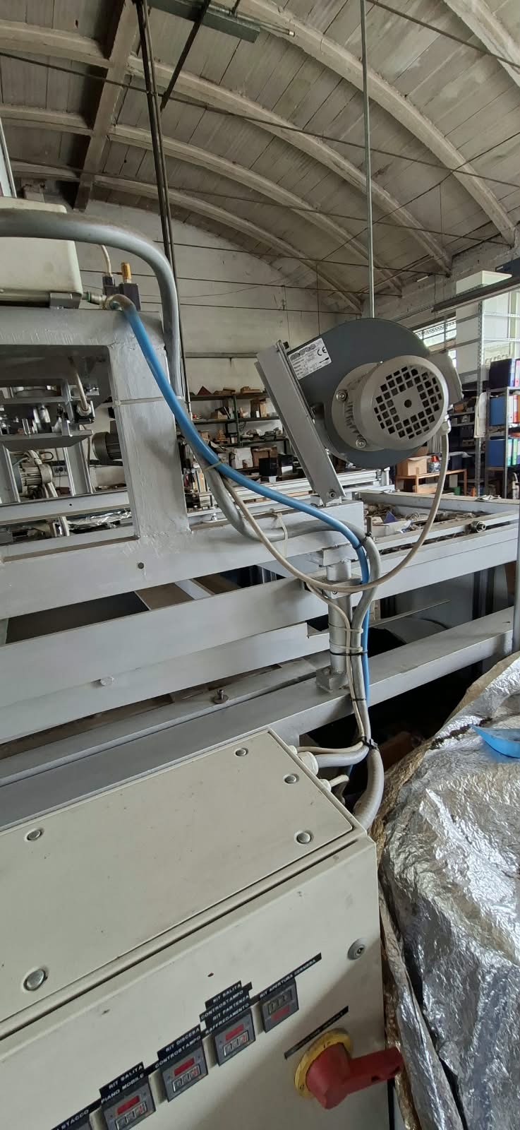 Termoformatrice per lastra 1000 x 700 x 300 in vendita - foto 6