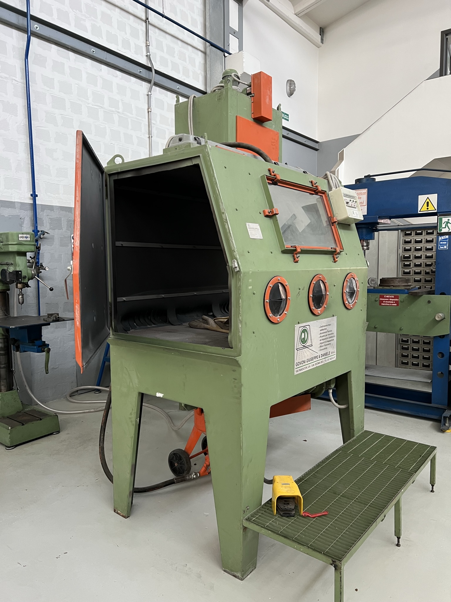 SABBIATRICE PNEUMATICA tipo GD.PN. 24/1500   in vendita - foto 4