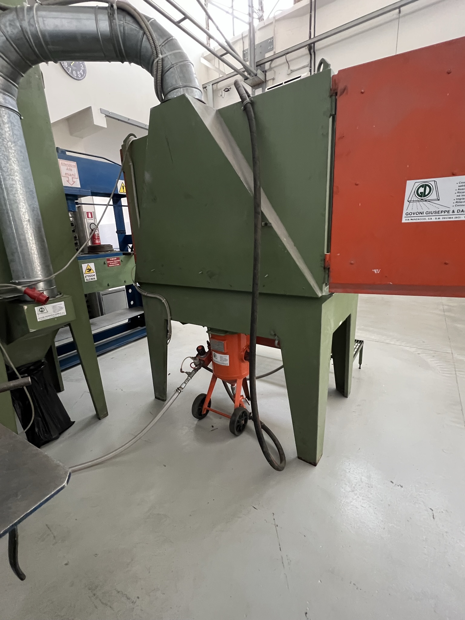 SABBIATRICE PNEUMATICA tipo GD.PN. 24/1500   in vendita - foto 3
