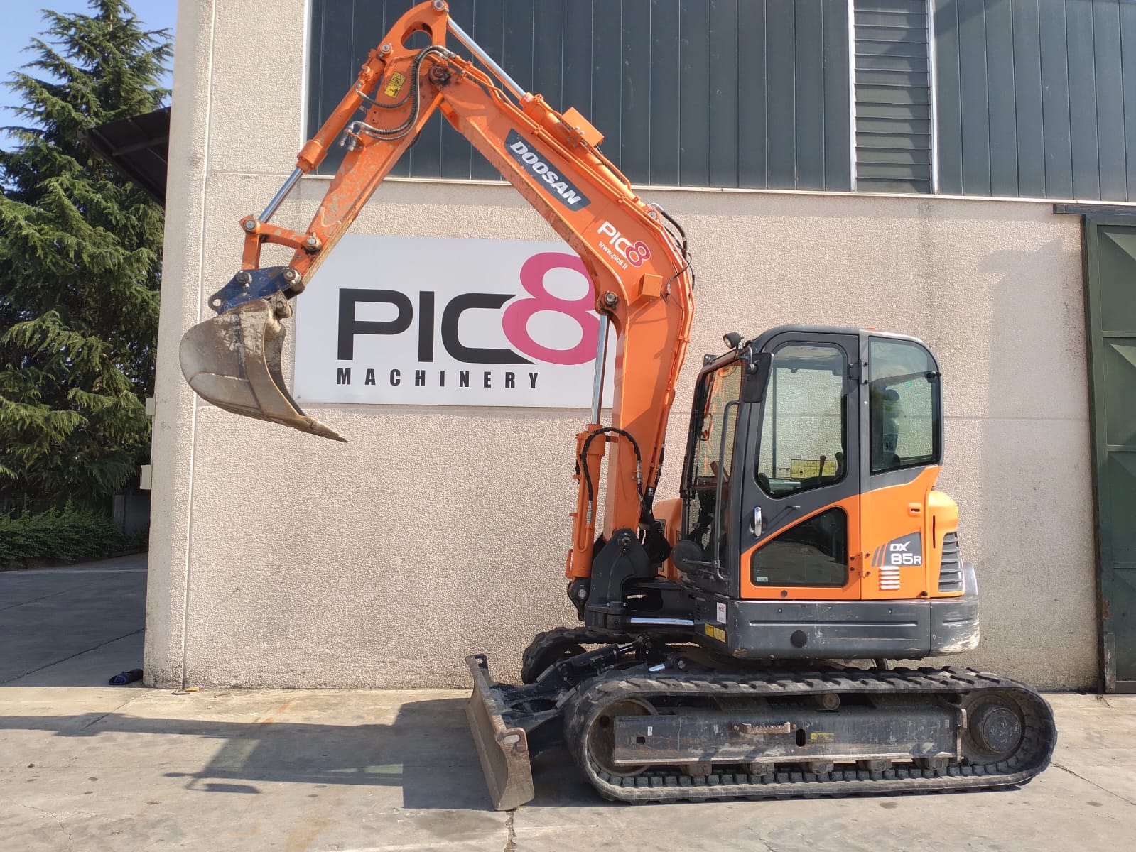 Escavatore cingolato Doosan DX85R-3 in vendita - foto 4