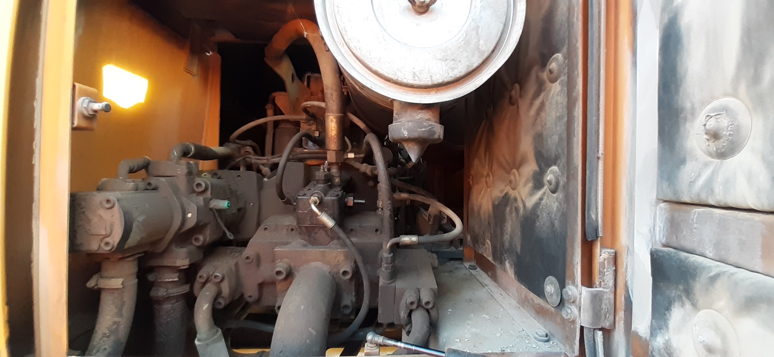 Escavatore cingolato Case Poclain 1288 NLC in vendita - foto 8