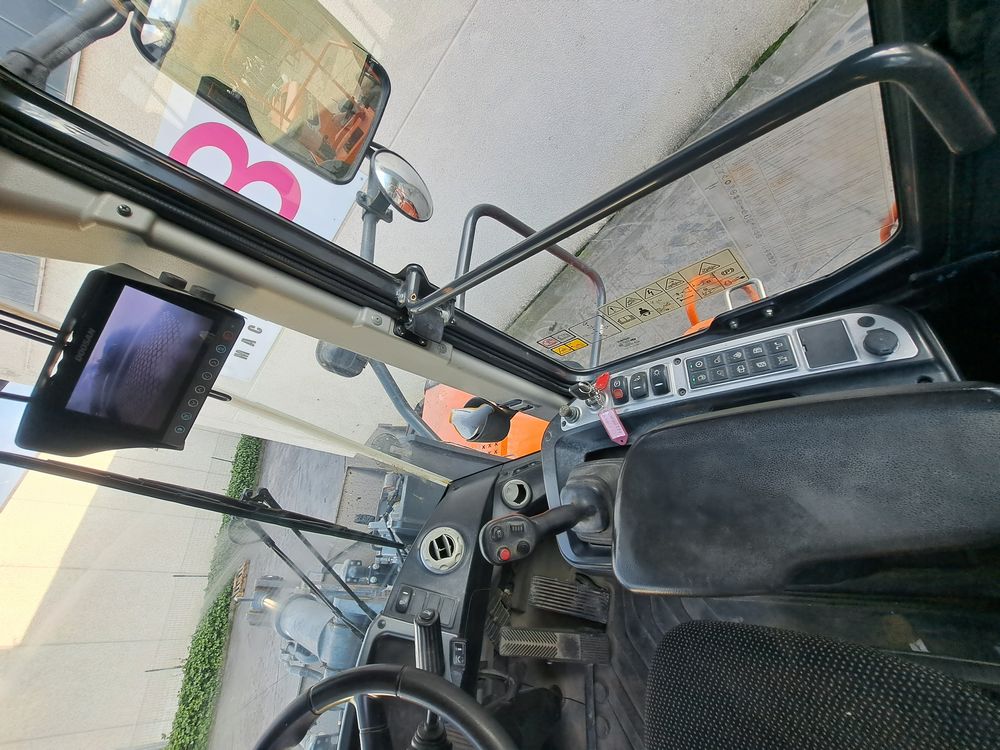 Pala gommata Doosan DL420-5 in vendita - foto 3