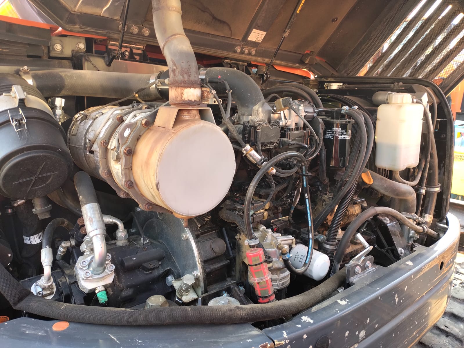 Escavatore cingolato Doosan DX85R-3 in vendita - foto 14