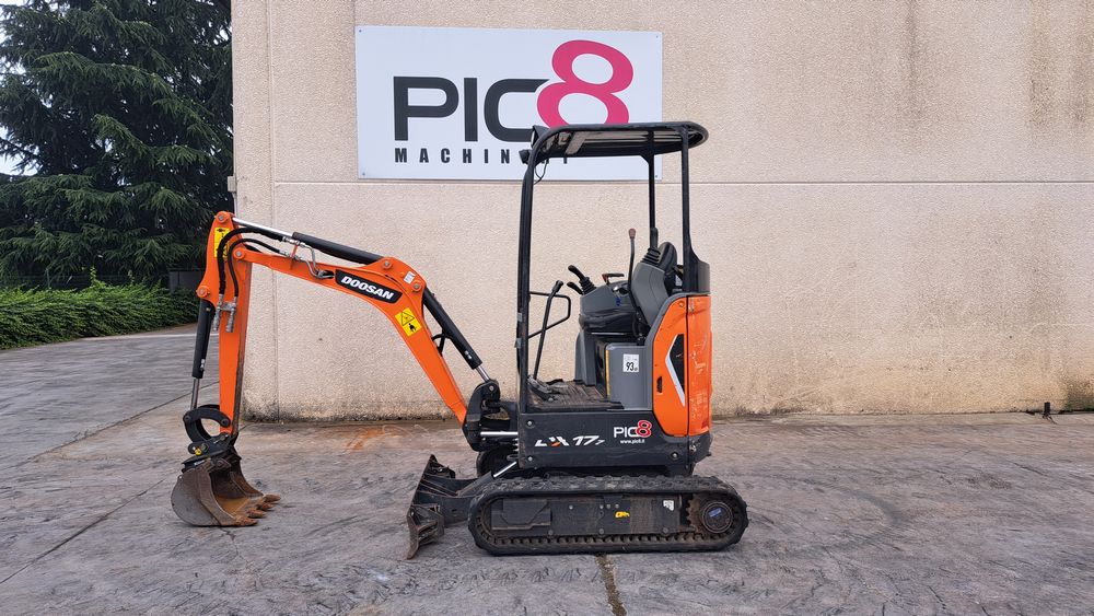 Miniescavatore cingolato Doosan DX17Z in vendita - foto 1