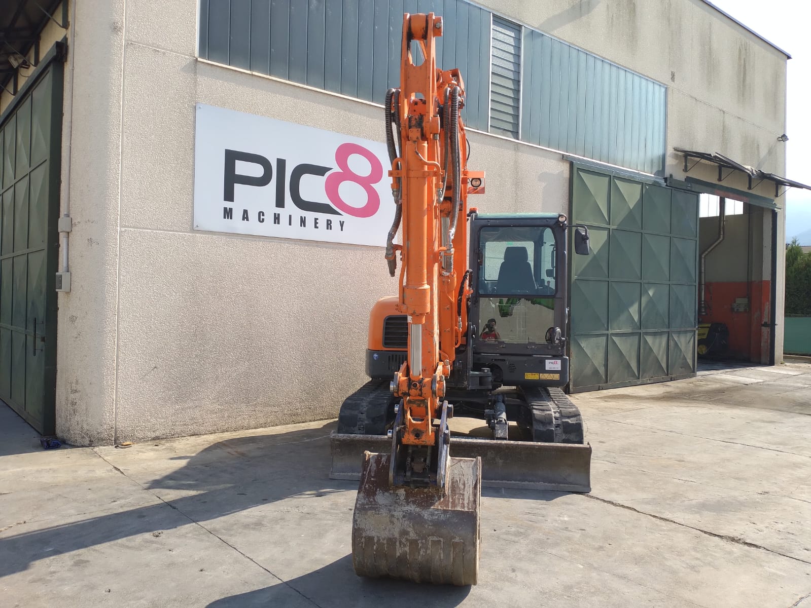 Escavatore cingolato Doosan DX85R-3 in vendita - foto 2