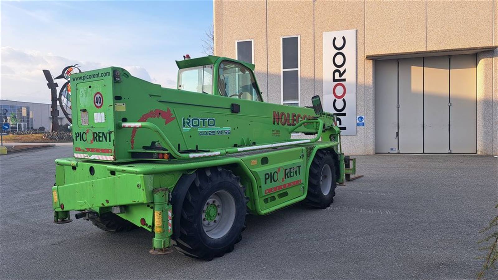 Sollevatore telescopico Merlo ROTO 40.25 MCSS in vendita - foto 5