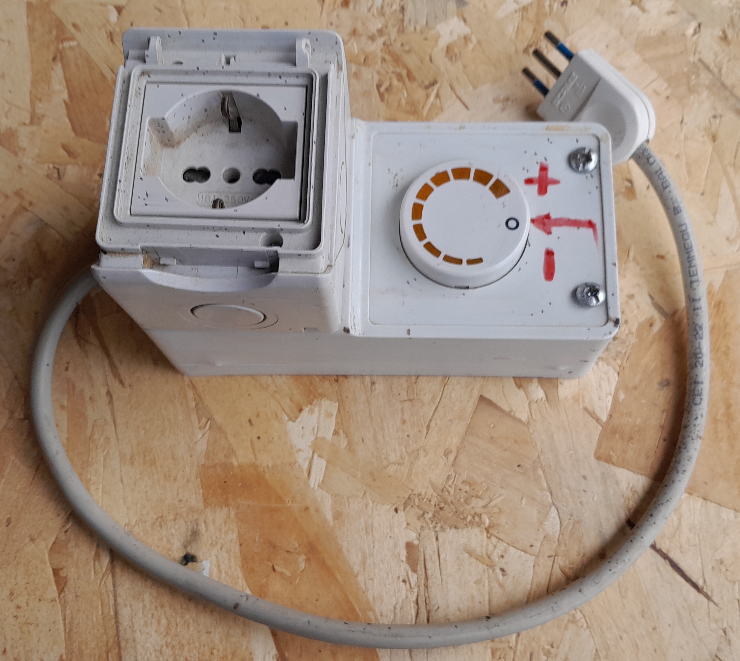 Giuntatrice Kuper a filo a caldo pre-collato in vendita - foto 2