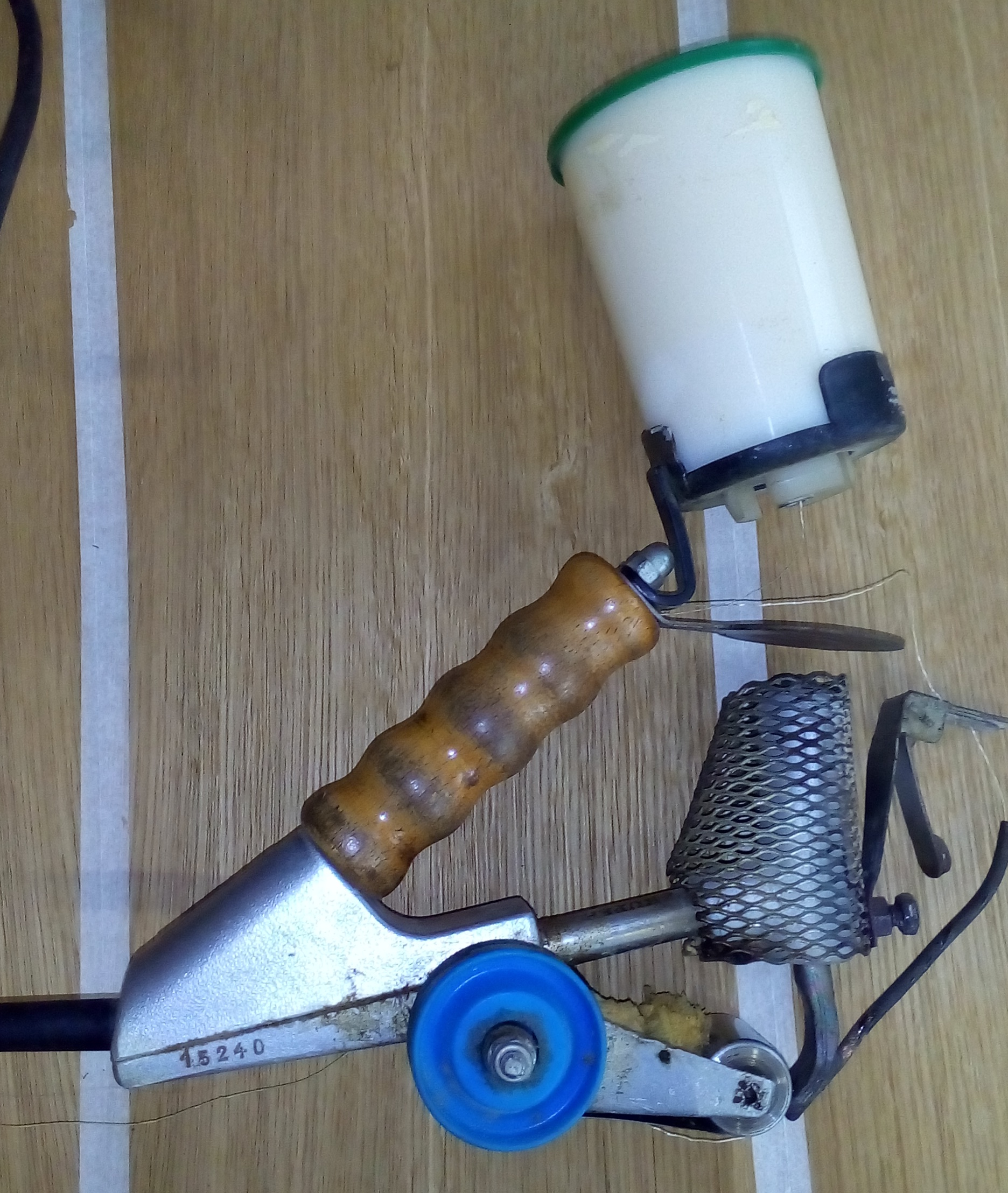 Giuntatrice Kuper a filo a caldo pre-collato Manuale in vendita - foto 11