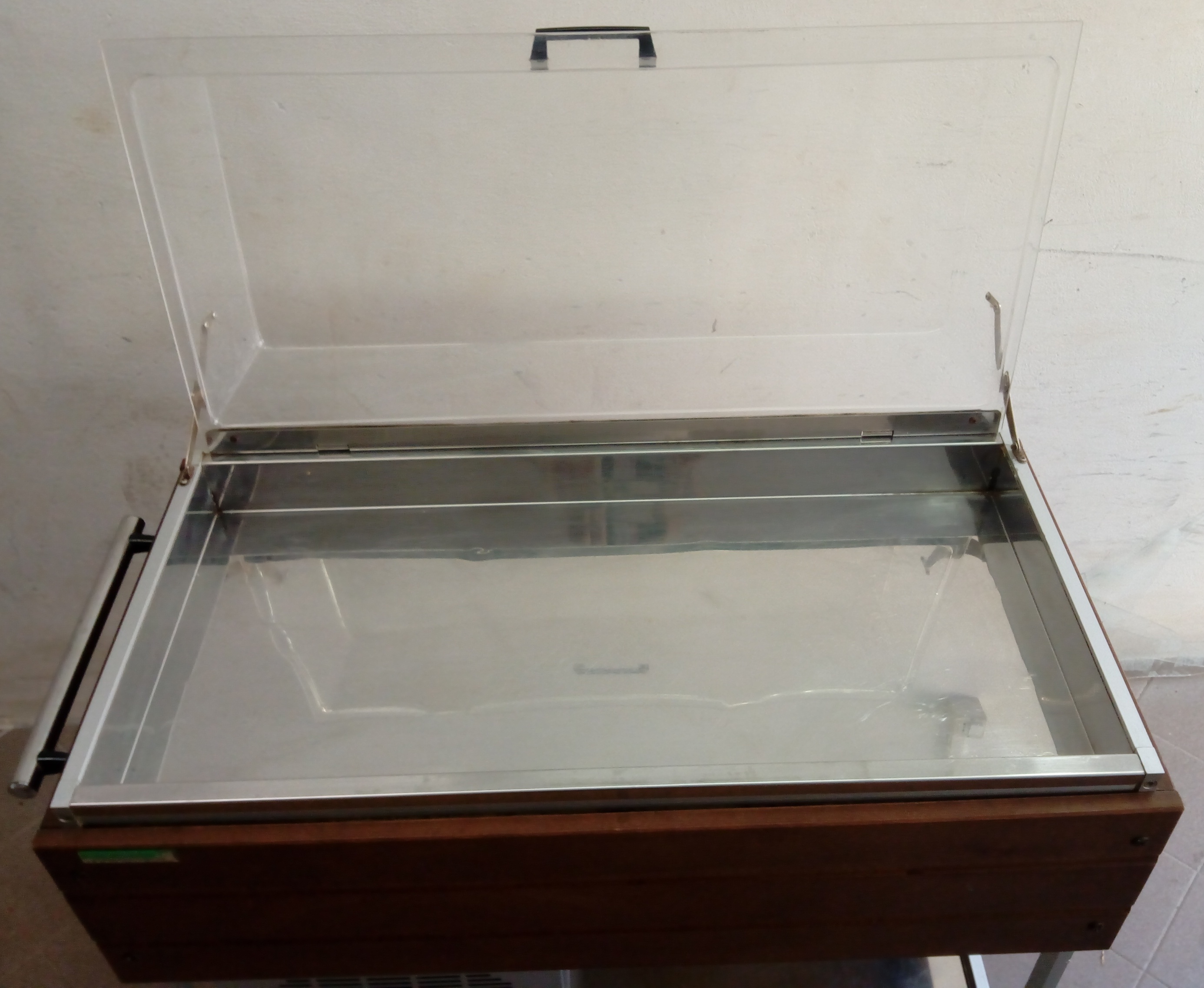 Carrello caldo freddo con motore 220 Volt incorporato in vendita - foto 4
