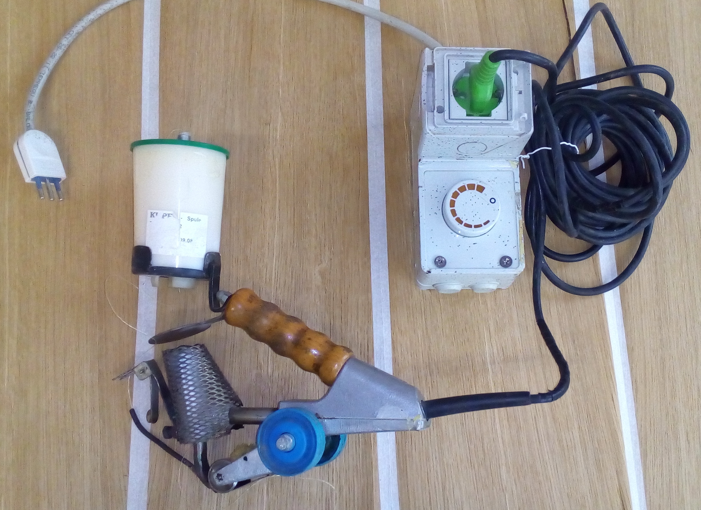 Giuntatrice Kuper a filo a caldo pre-collato in vendita - foto 1