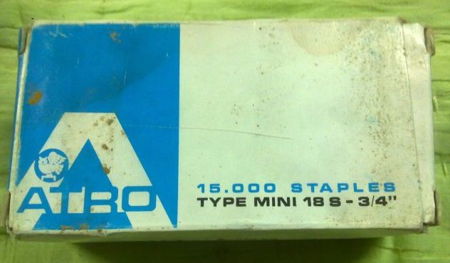Chiodi tipo Mini 18 s-3/4 senza testa a spillo in vendita - foto 1