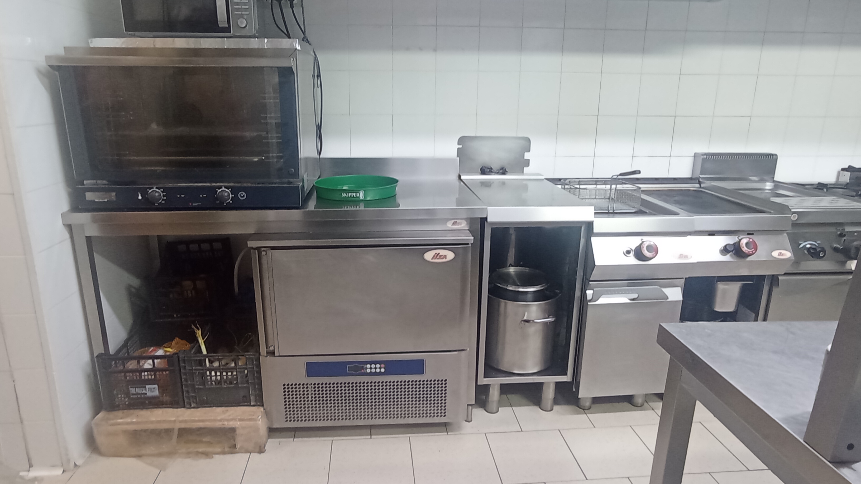 Attrezzature e arredi per ristorante  in vendita - foto 9