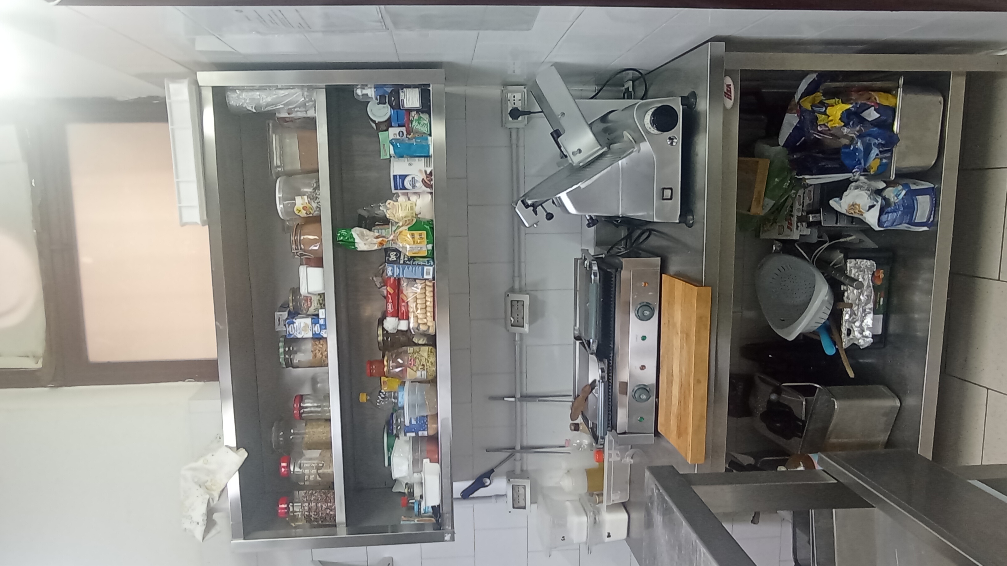 Attrezzature e arredi per ristorante  in vendita - foto 4