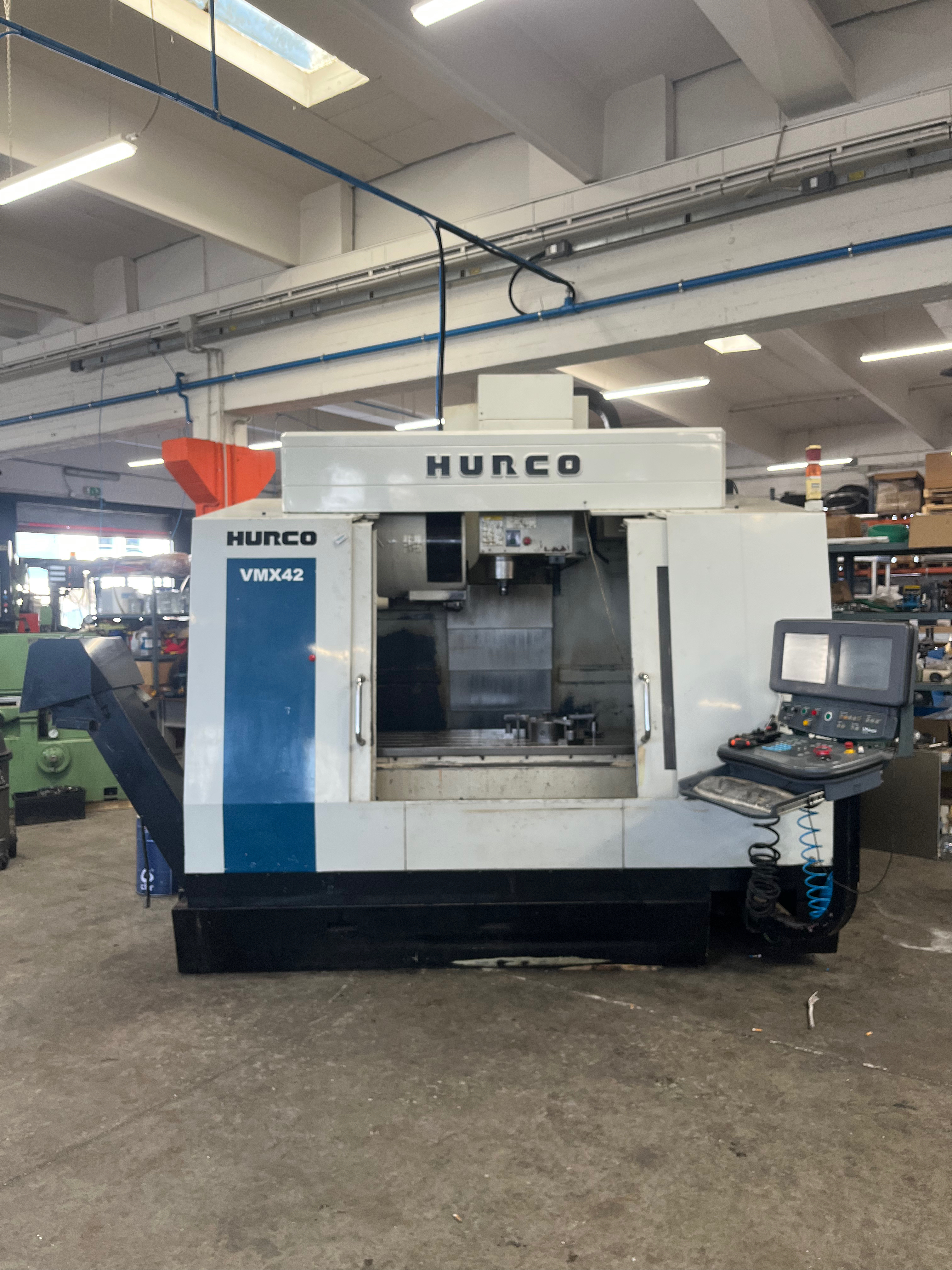 Due Hurco VMX 42, Un Hurco VMX30, Un hurco VM10HS in vendita - foto 1