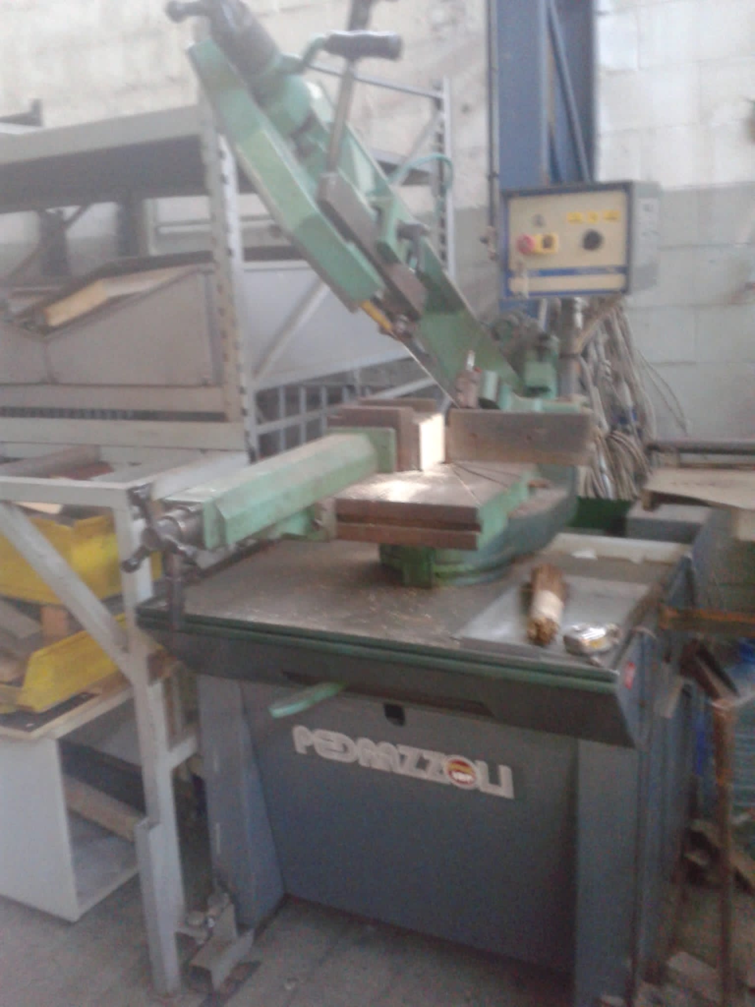 •	Troncatrice nastro Pedrazzoli                       in vendita - foto 2