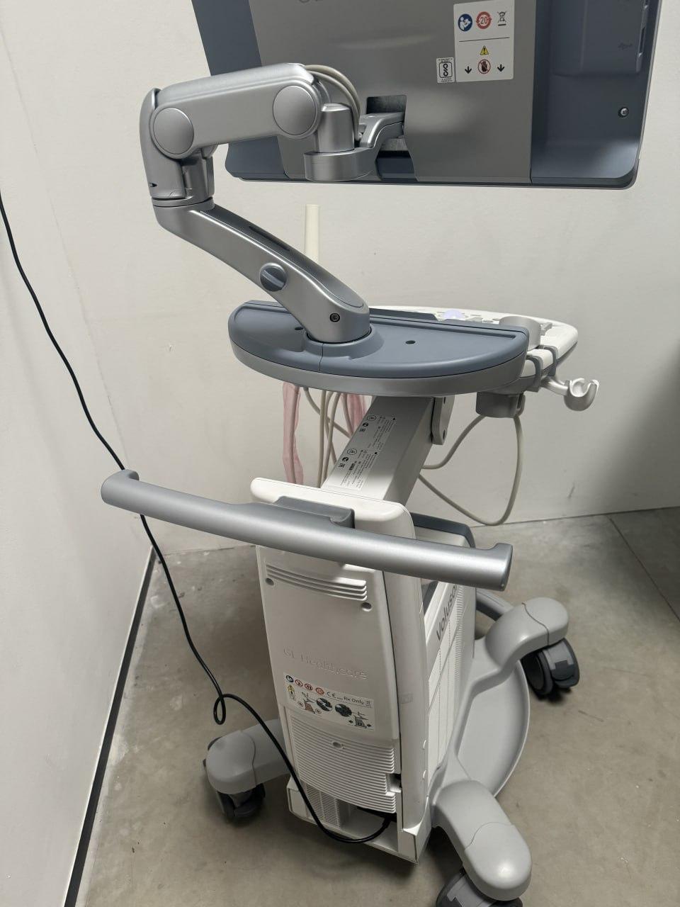 Ecografo GE Voluson S8 in vendita - foto 3