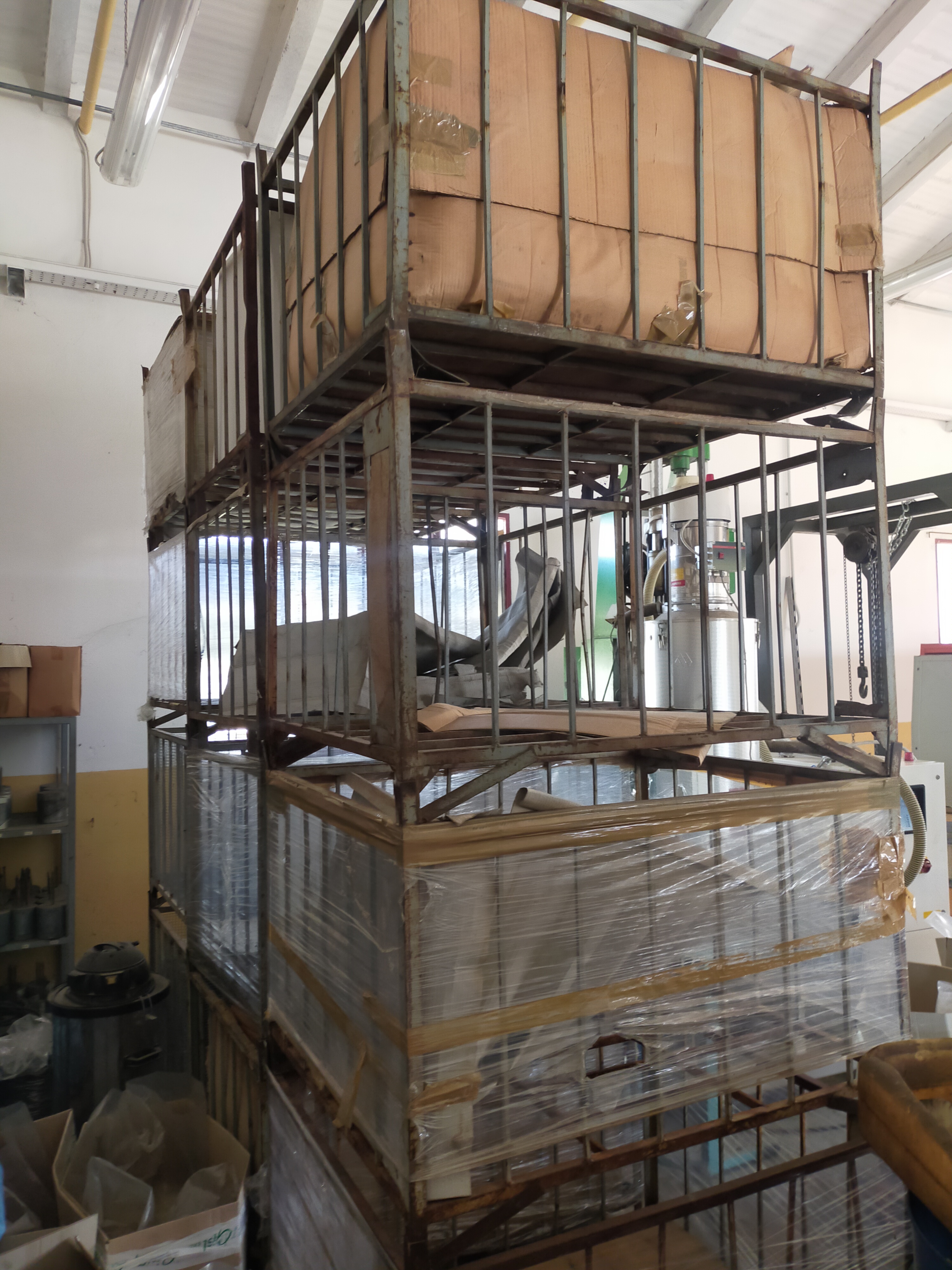 VENDO CESTE IN FERRO IMPILABILI in vendita - foto 1