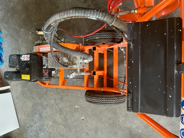MACCHINA TRACCIALINEE AIRLESS AR30 PRO in vendita - foto 3