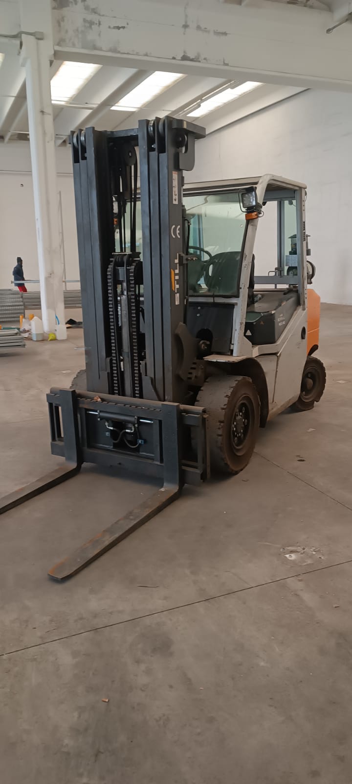 Carrelli elevatori in vendita