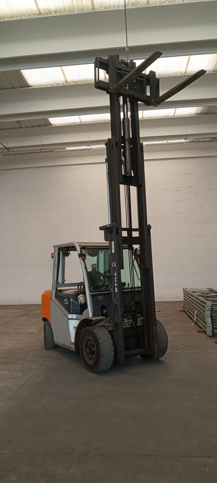 CARRELLO ELEVATORE DIESEL STILL 50 QUINTALI in vendita - foto 2