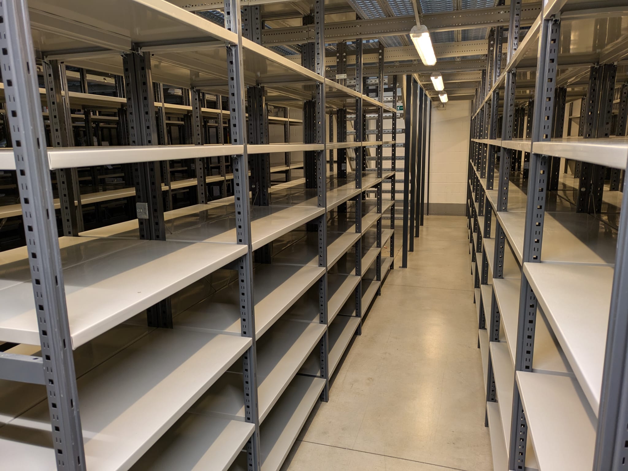 Impianto scaffalature metalliche con soppalco in vendita - foto 13