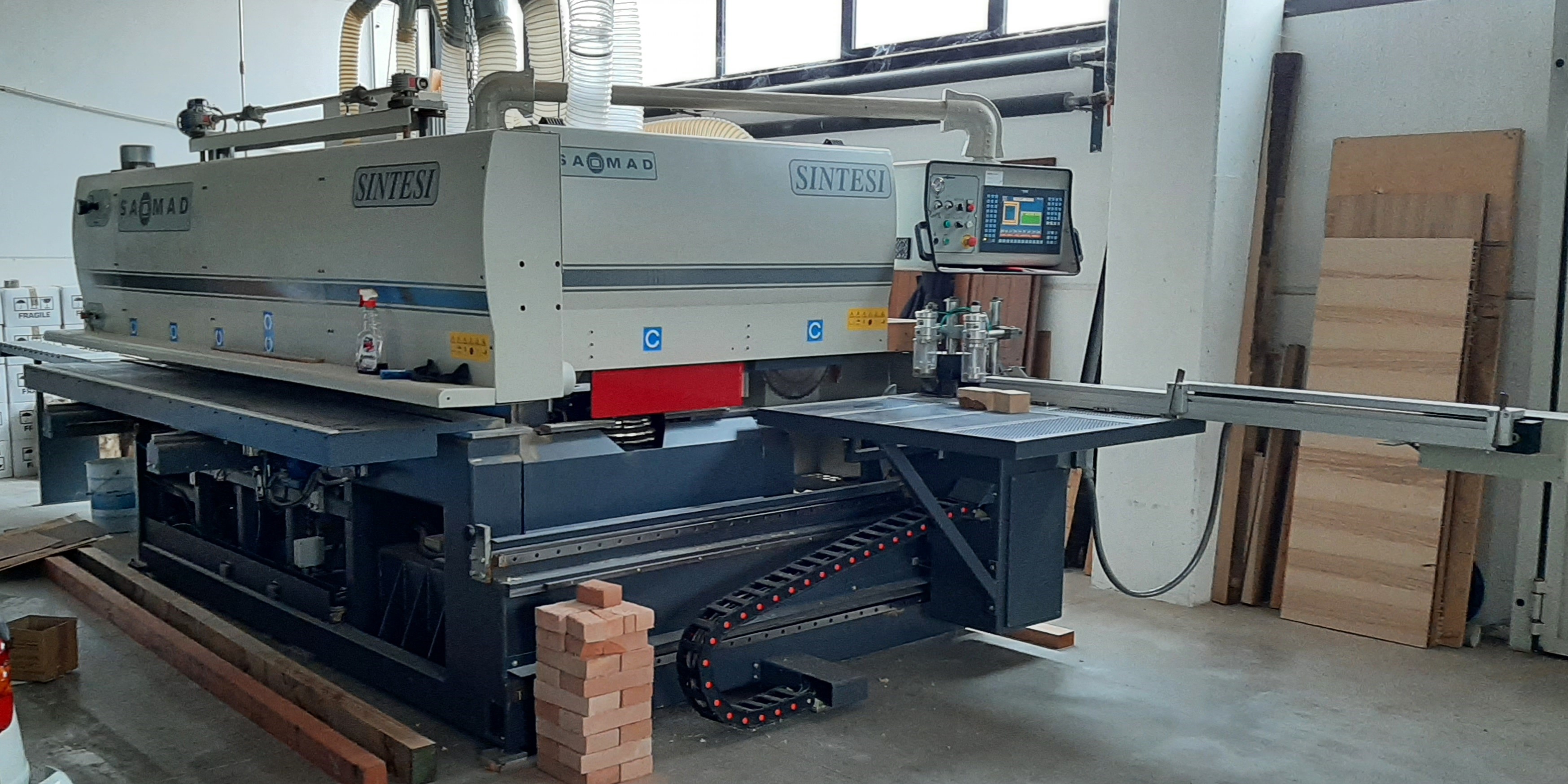 Centro di lavoro SAOMAD in vendita - foto 1