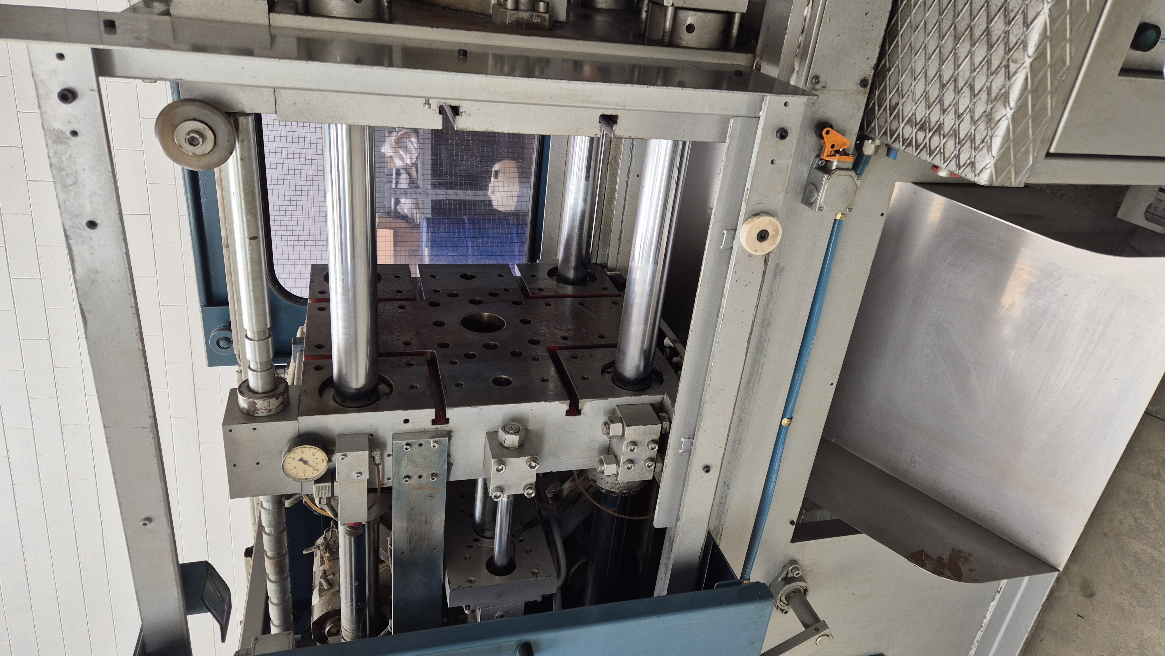 BMB MC 100 Pressa plastica in vendita - foto 4