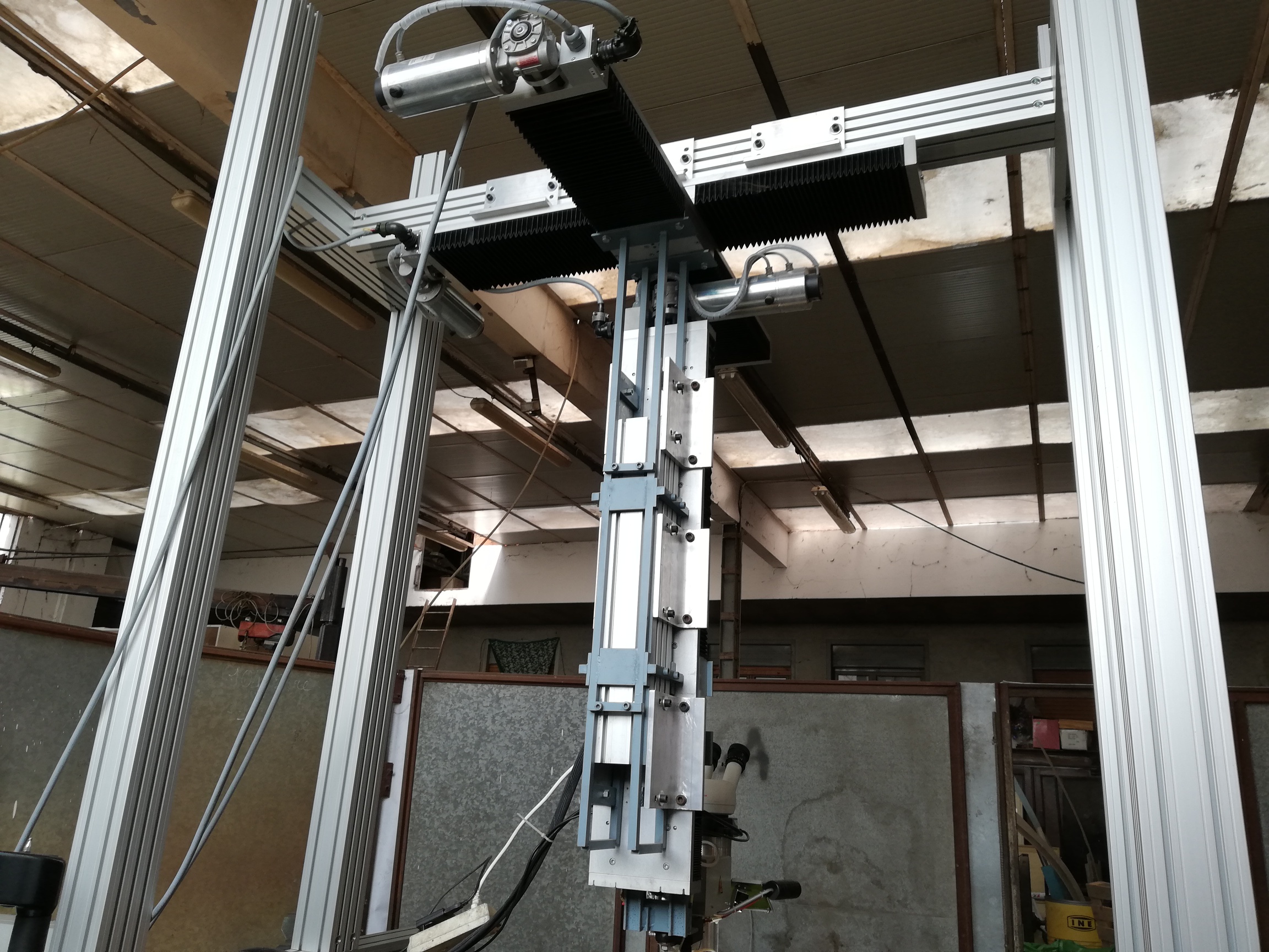 Impianto saldatura laser semiautomatico/manuale in vendita - foto 3