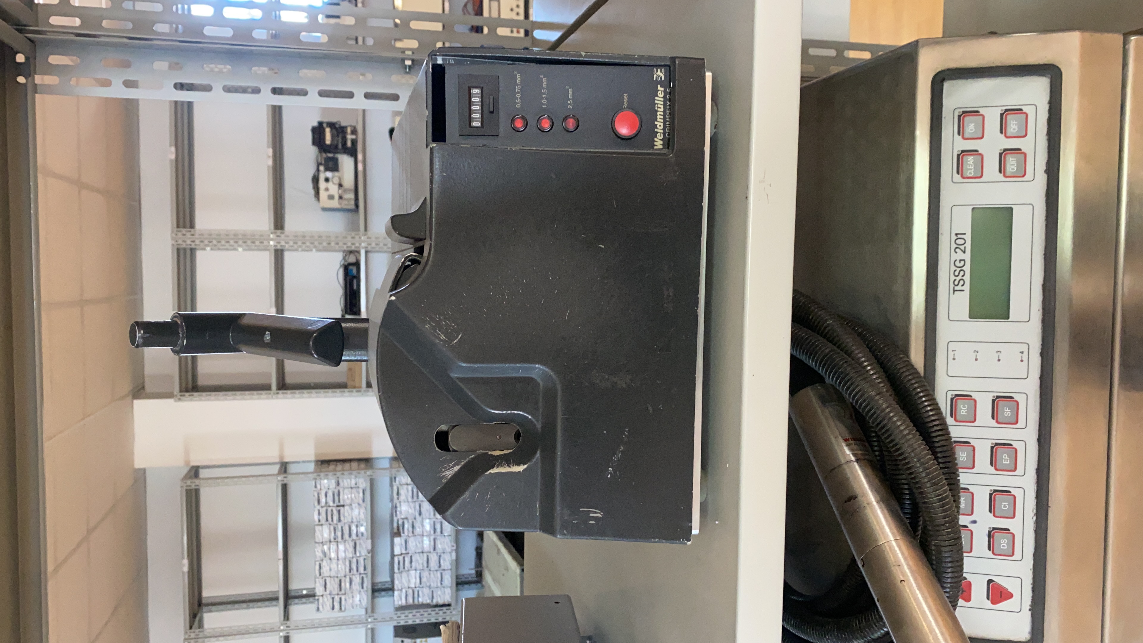 Komax K310 tac  in vendita - foto 15
