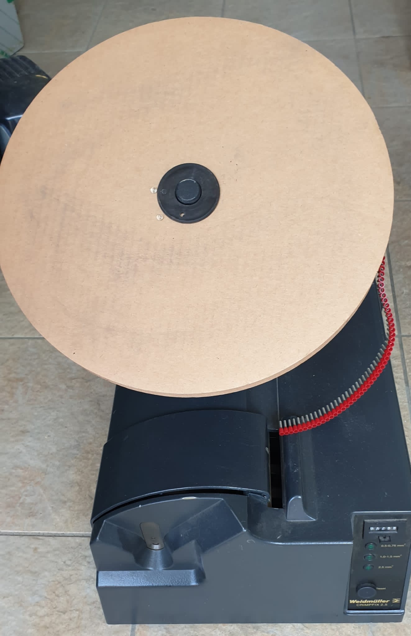 macchina automatica per puntalini preisolati  in vendita - foto 1
