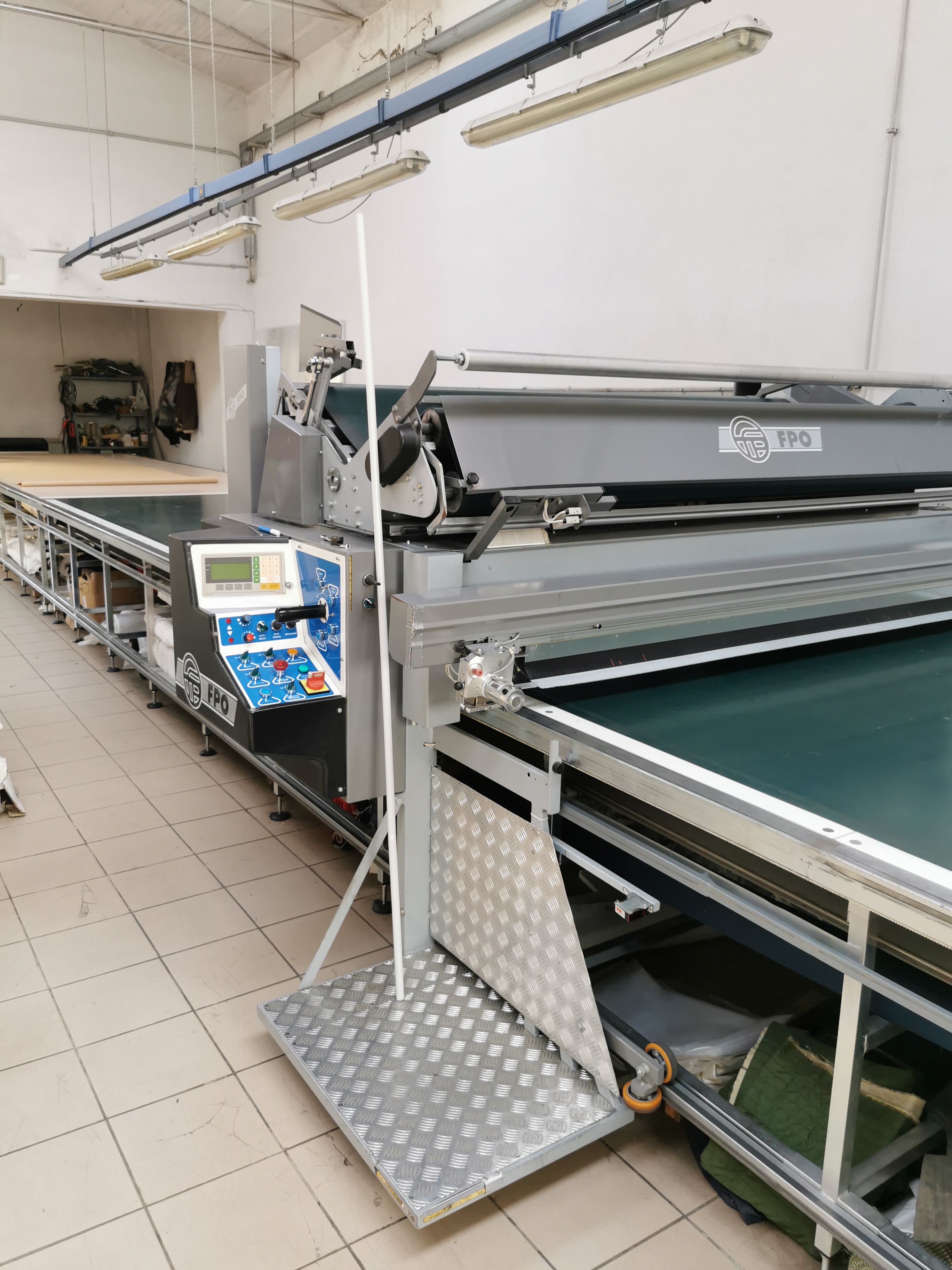 Stenditore per tessuti in vendita - foto 3