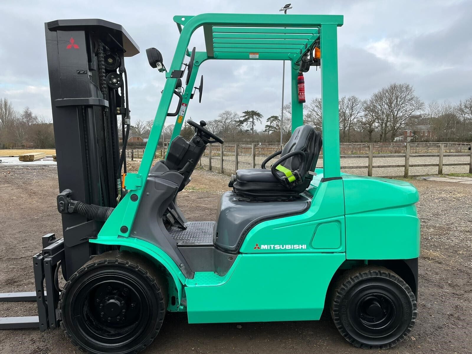 Carrelli elevatori in vendita