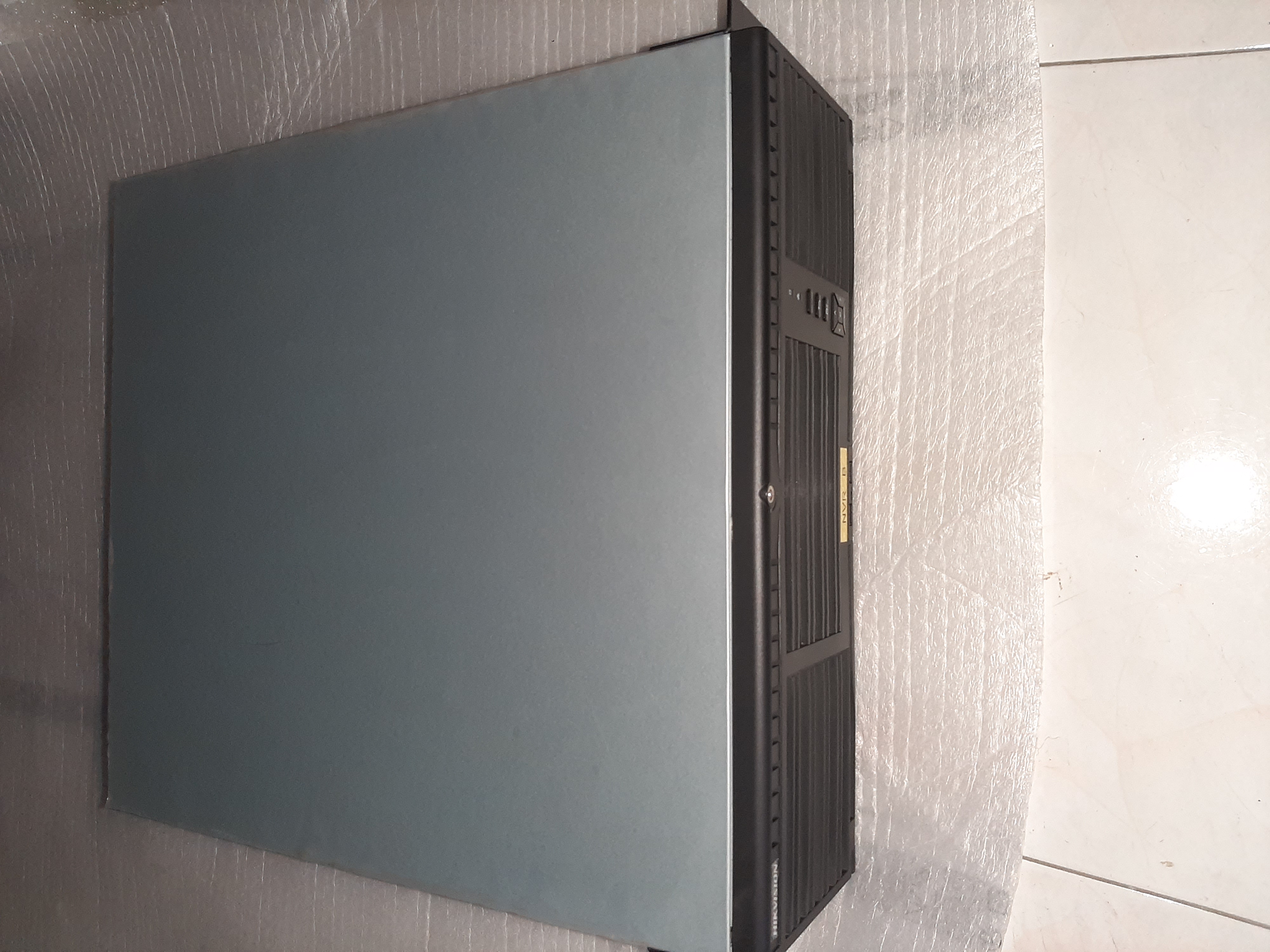  NVR HIKVISION 128 canali con 4 Hard Disk 4TB WD PURPLE in vendita - foto 3