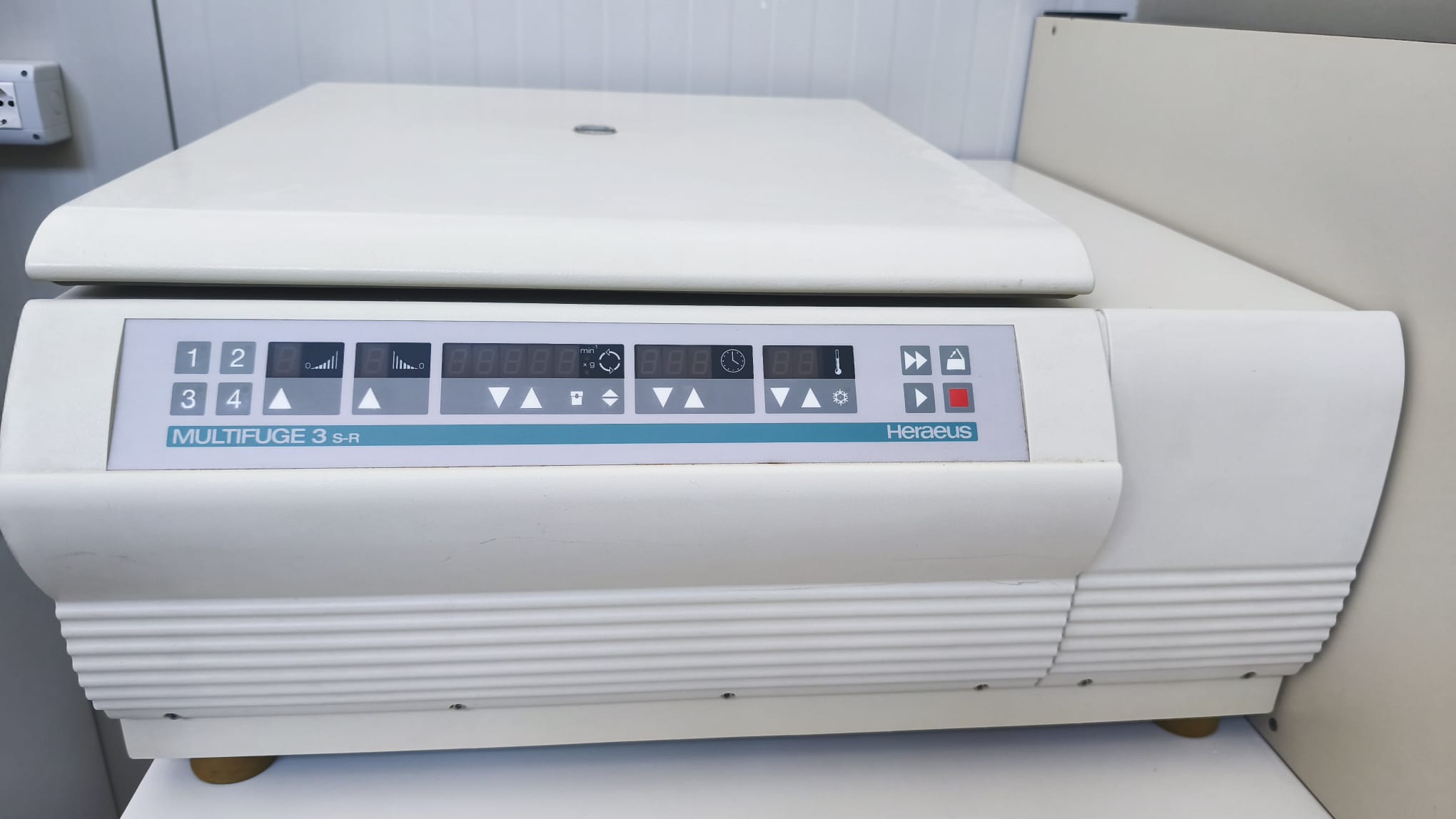 Centrifuge multifuge 3 S-R Heraeus in vendita - foto 1