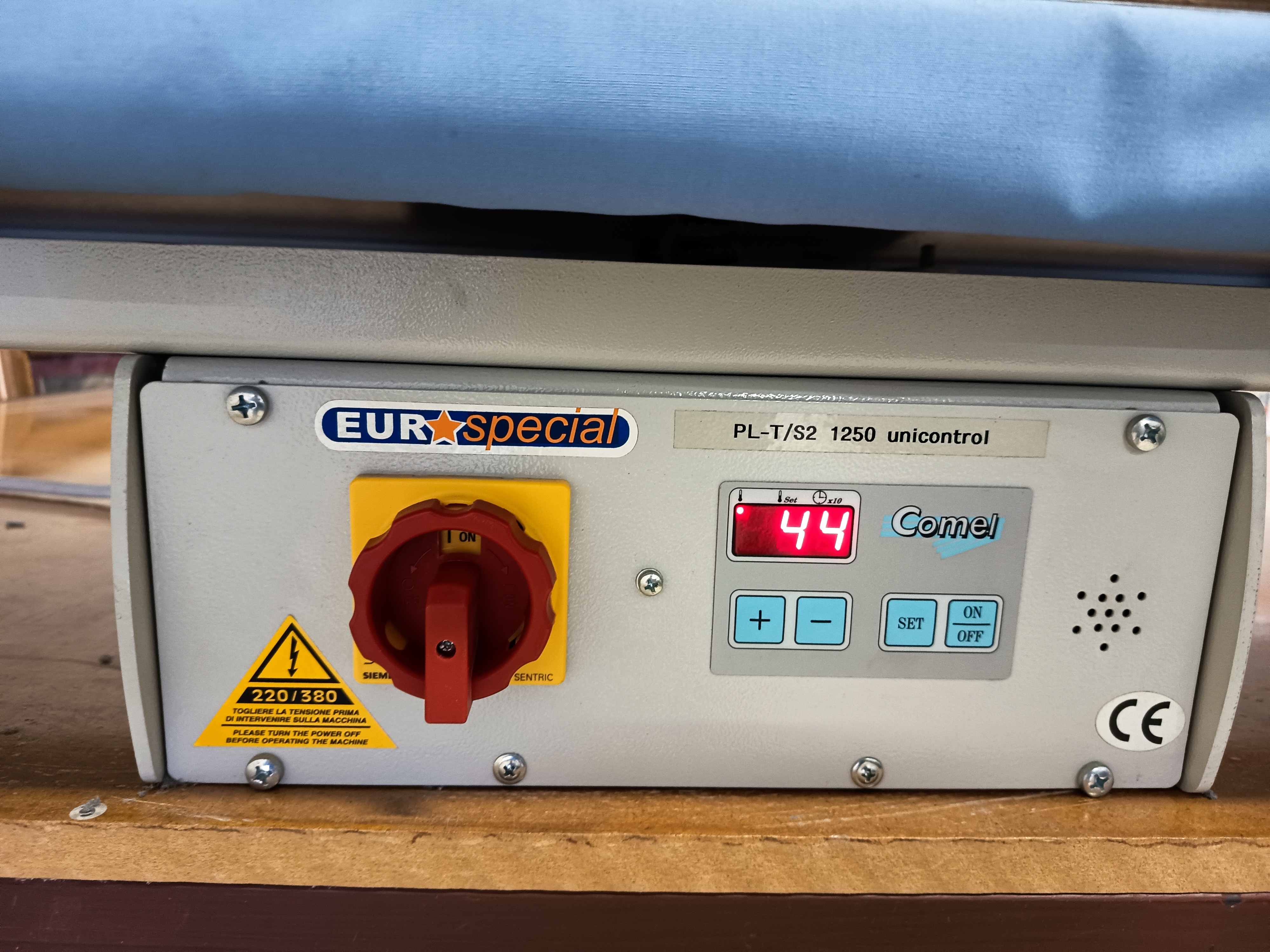 Pressa stiratura industriale  in vendita - foto 2