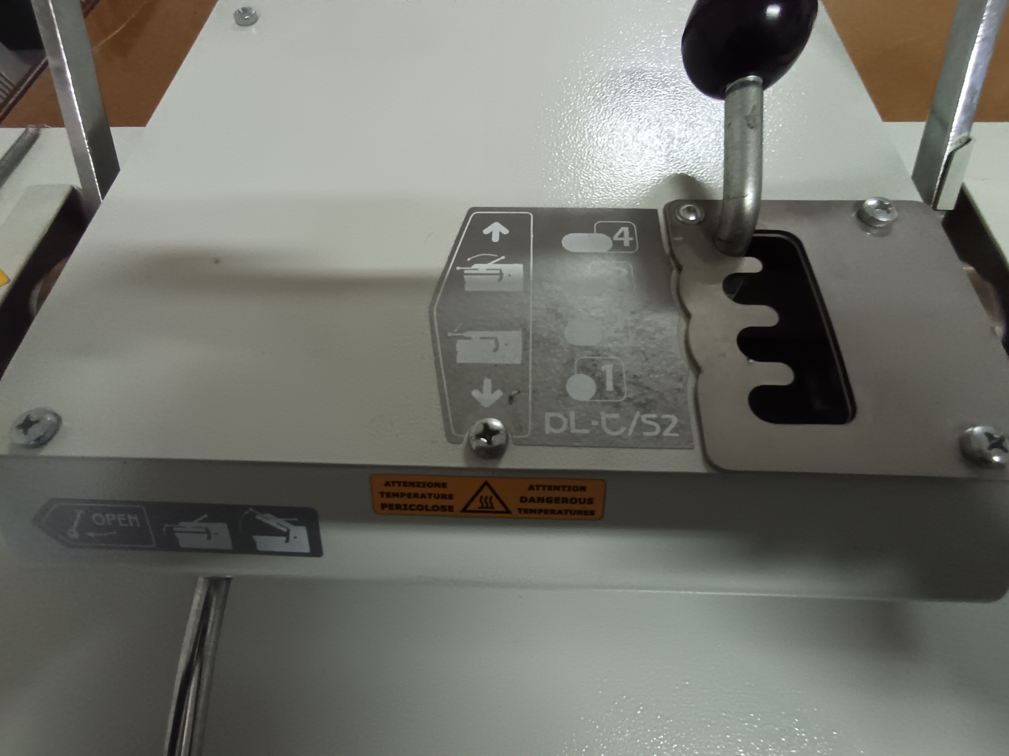 Pressa stiratura industriale  in vendita - foto 5