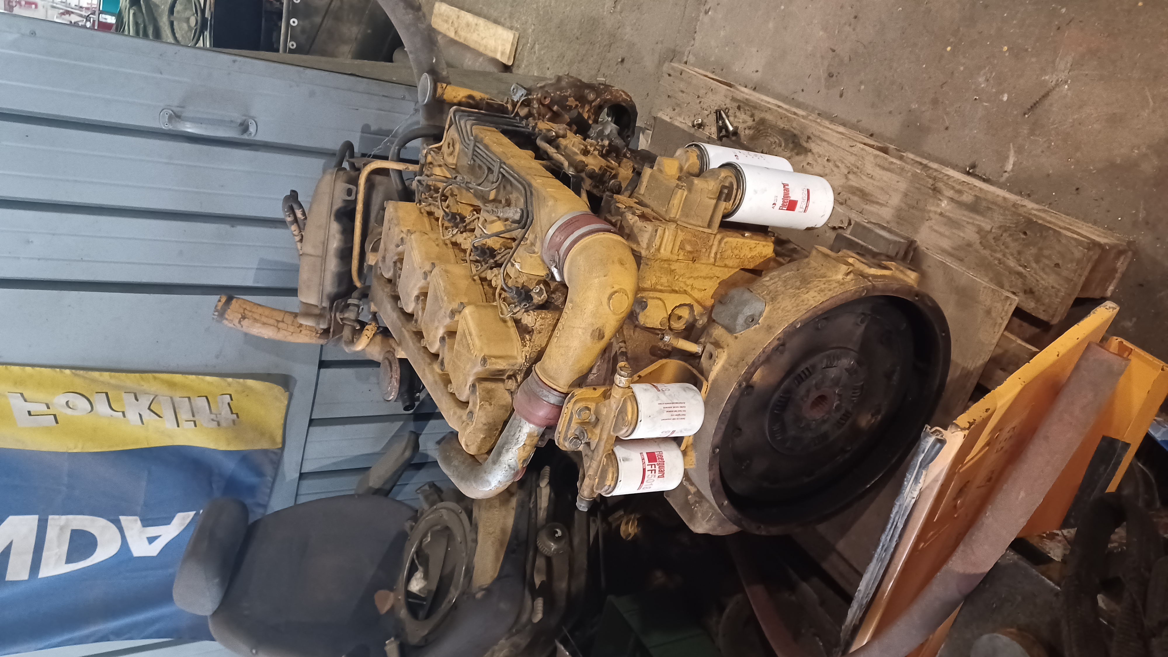 Ricambi nuovi e usati originali LIEBHERR in vendita - foto 3