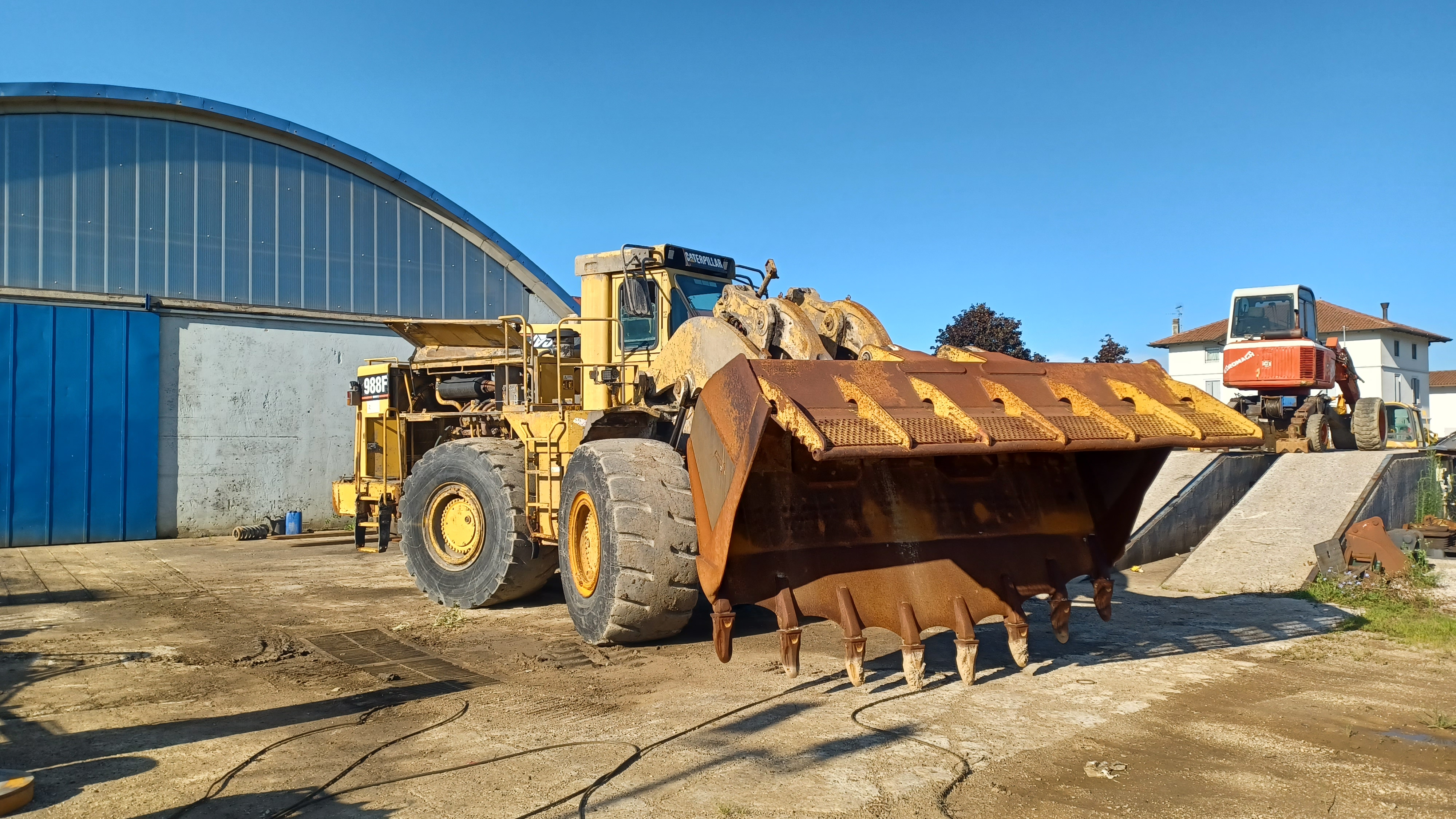 CAT 988 F2 in vendita - foto 4