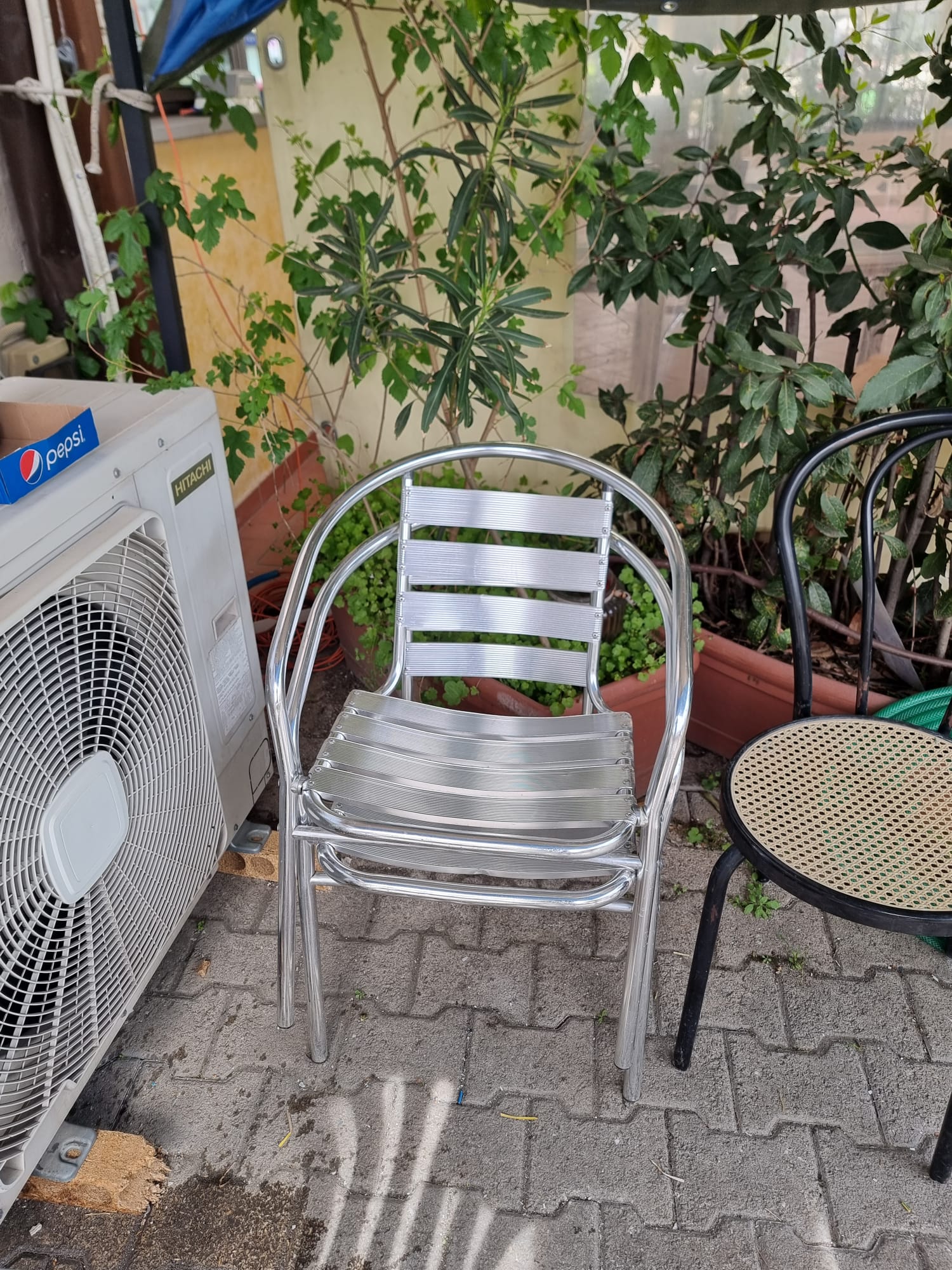 sedie in alluminio impilabili  in vendita - foto 2