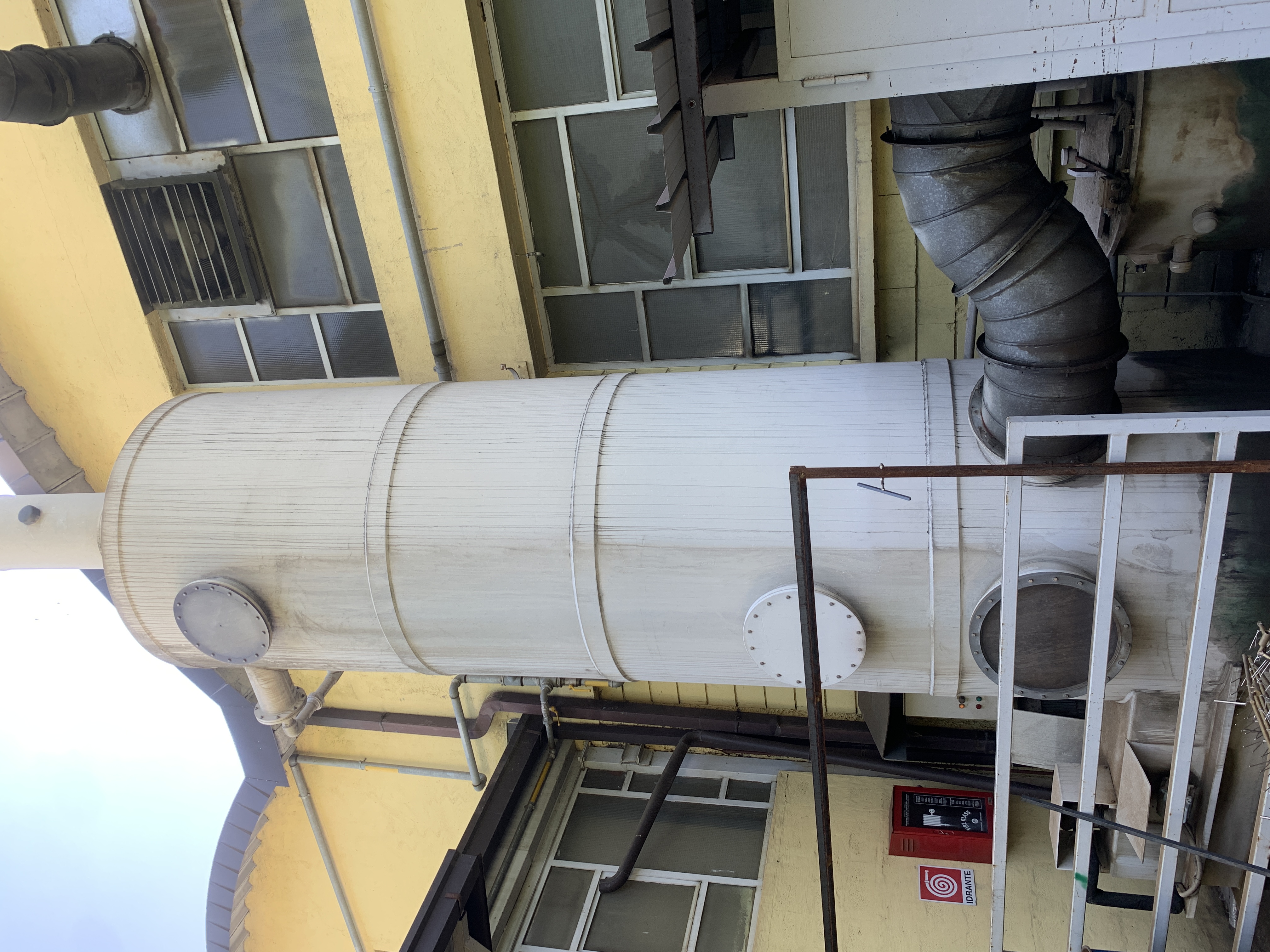 VENDO TORRE ABBATTIMENTO FUMI A LETTO STATICO in vendita - foto 1